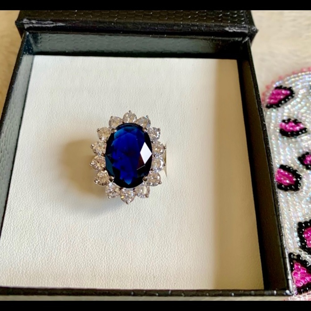 Kenneth J. Lane Replica of Princess Diana’s Ring